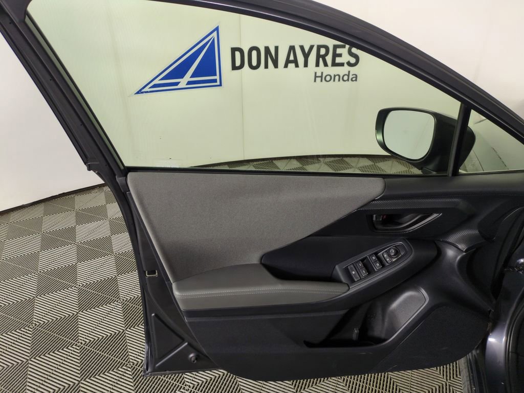 Used 2024 Subaru Crosstrek 2.0i Premium image 13