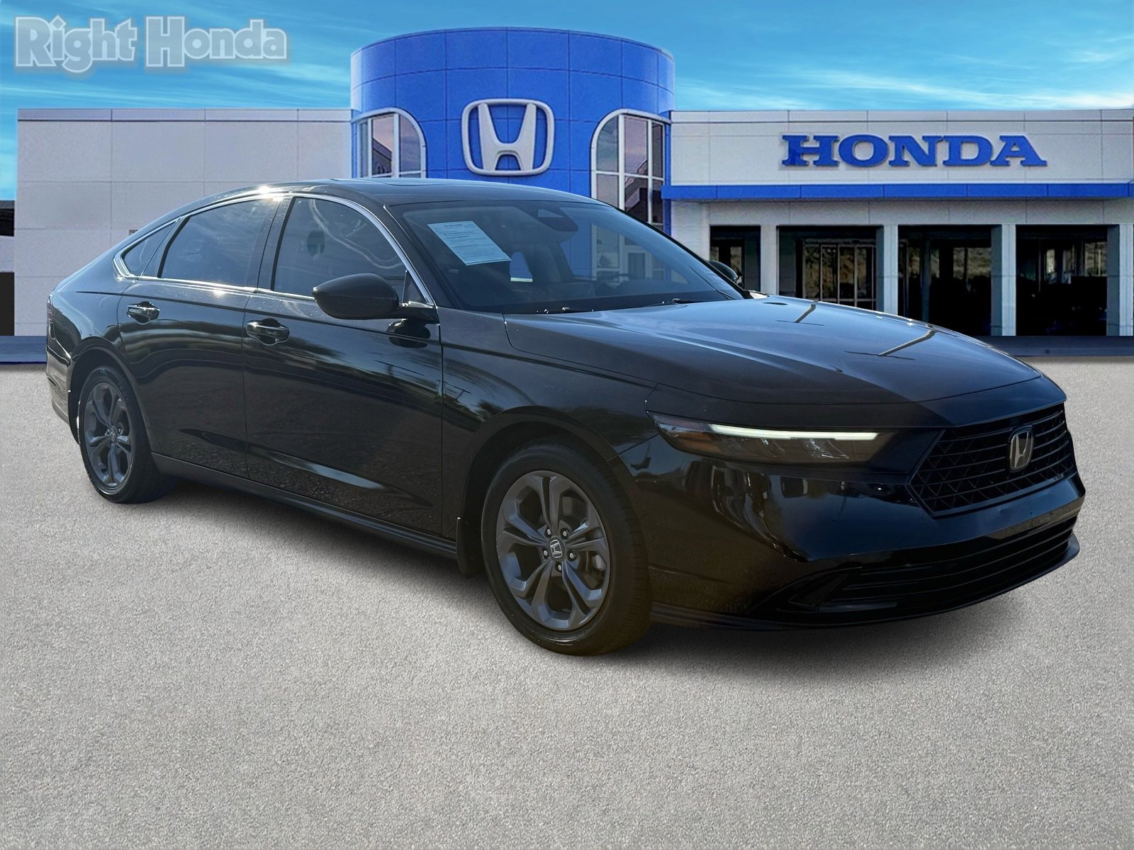 Used 2024 Honda Accord EX image 9