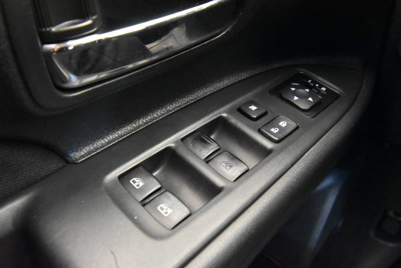 Used 2016 Mitsubishi Outlander ES image 29