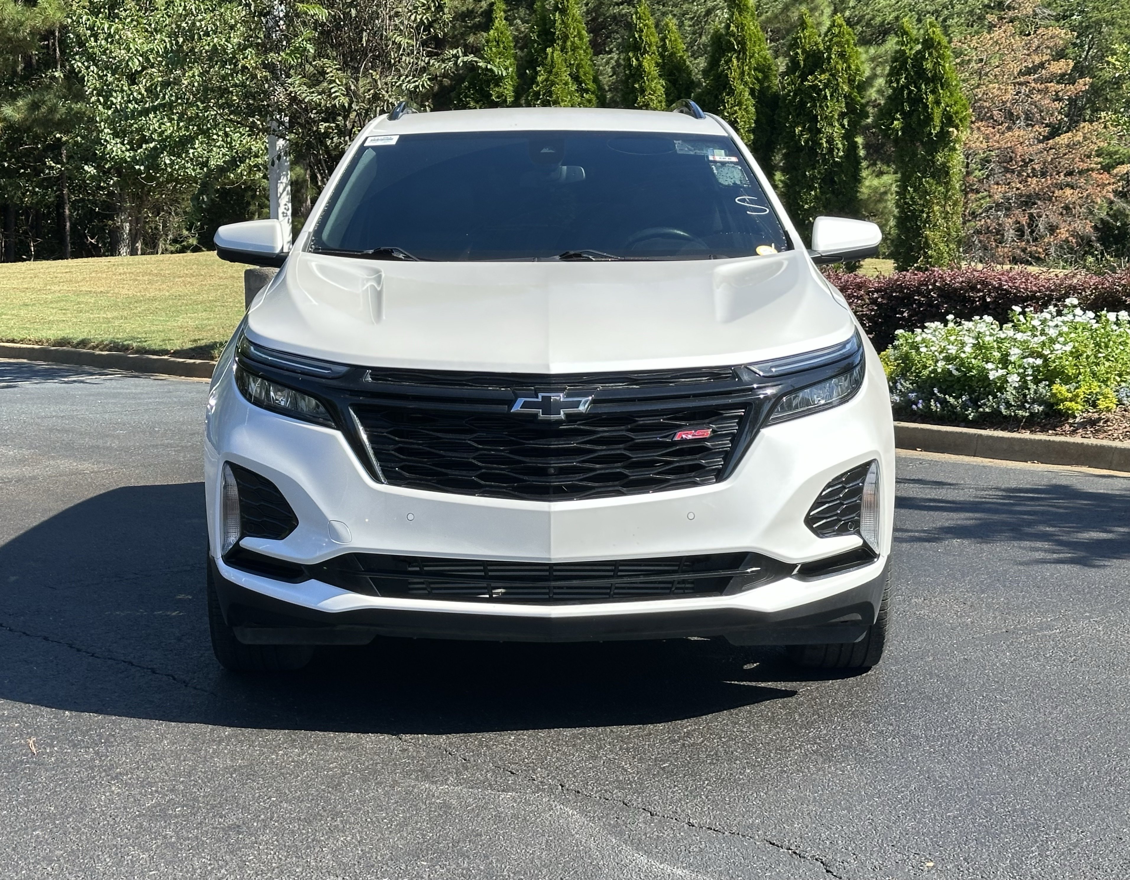Used 2024 Chevrolet Equinox RS FWD image 3