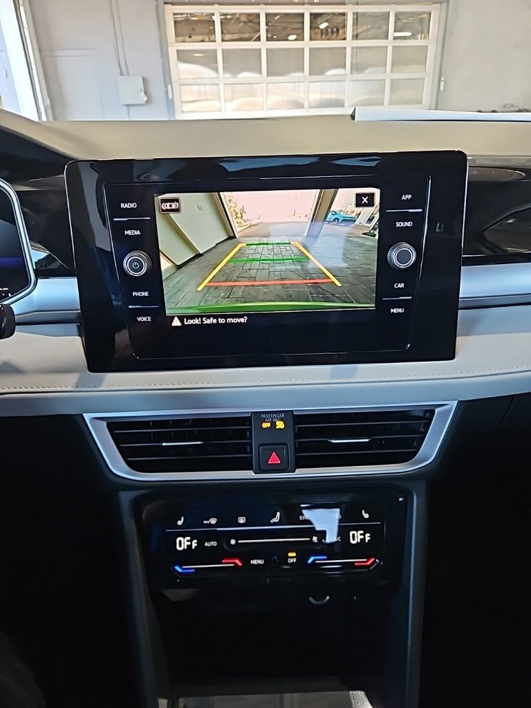 New 2026 Volkswagen Taos SE image 31