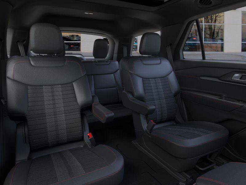 New 2026 Ford Explorer ST-Line w/ ST-Line Street Pack image 11