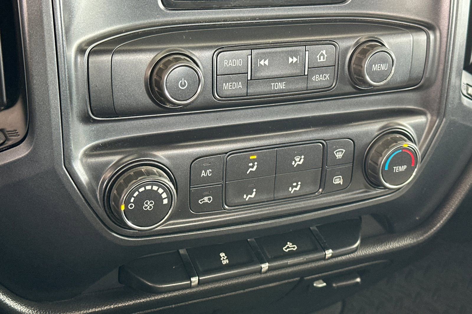 Used 2015 GMC Sierra 1500 2WD Regular Cab image 17