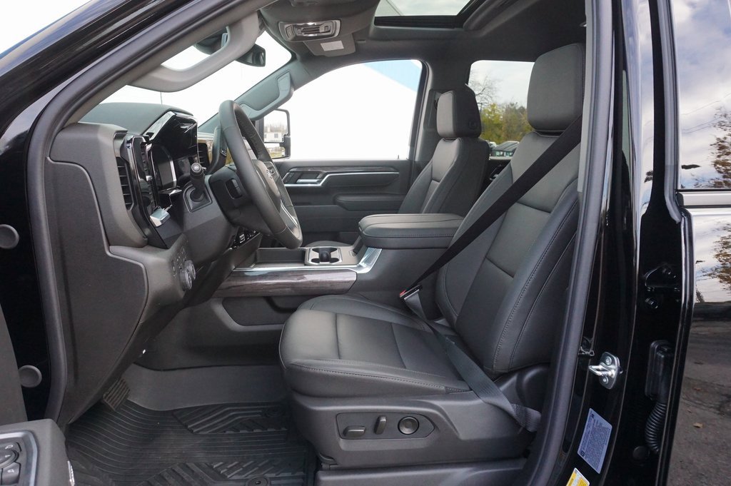 New 2026 Chevrolet Silverado 2500 LTZ w/ Trail Boss Package image 10