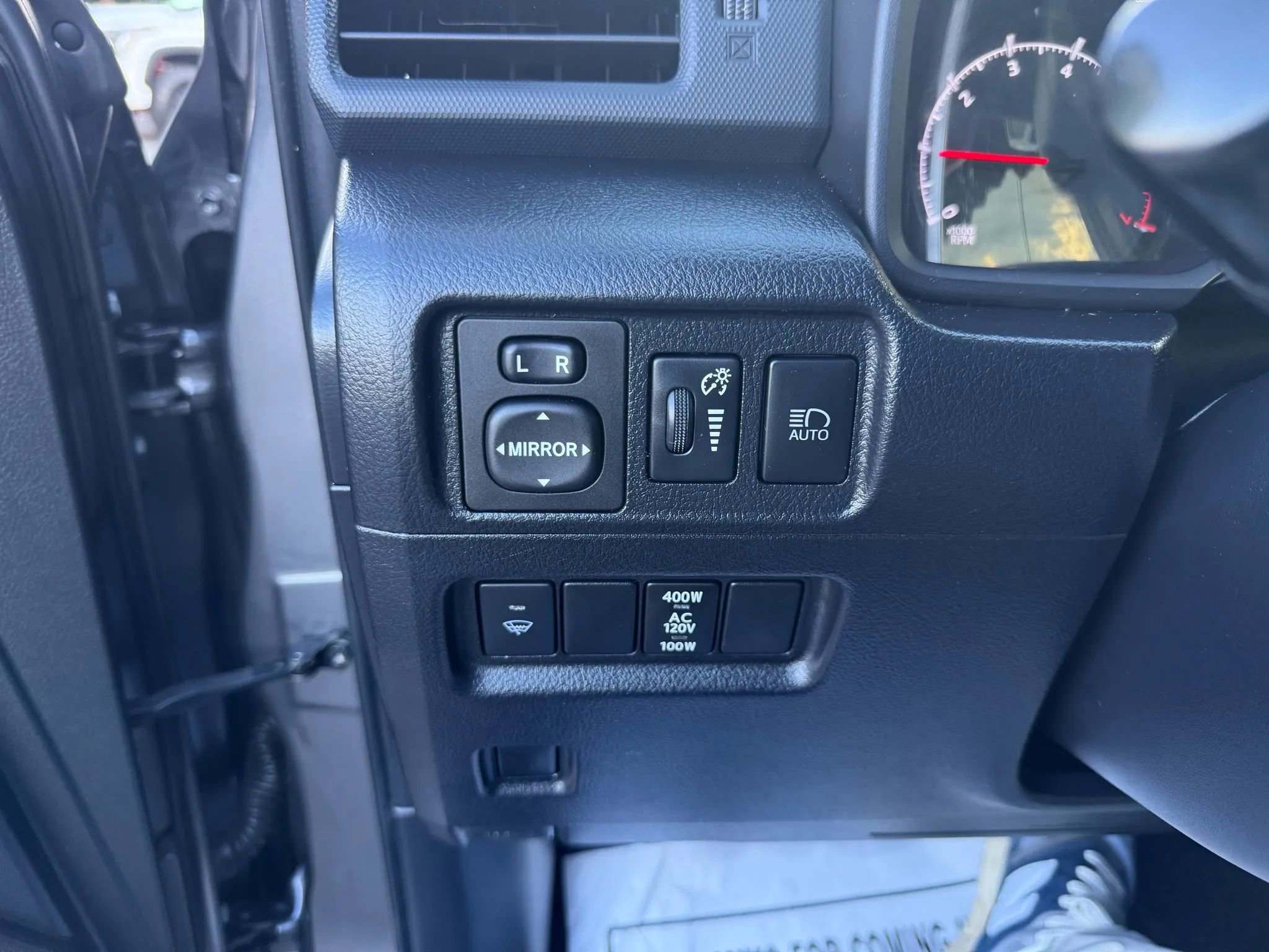 Used 2021 Toyota 4Runner SR5 Premium image 16