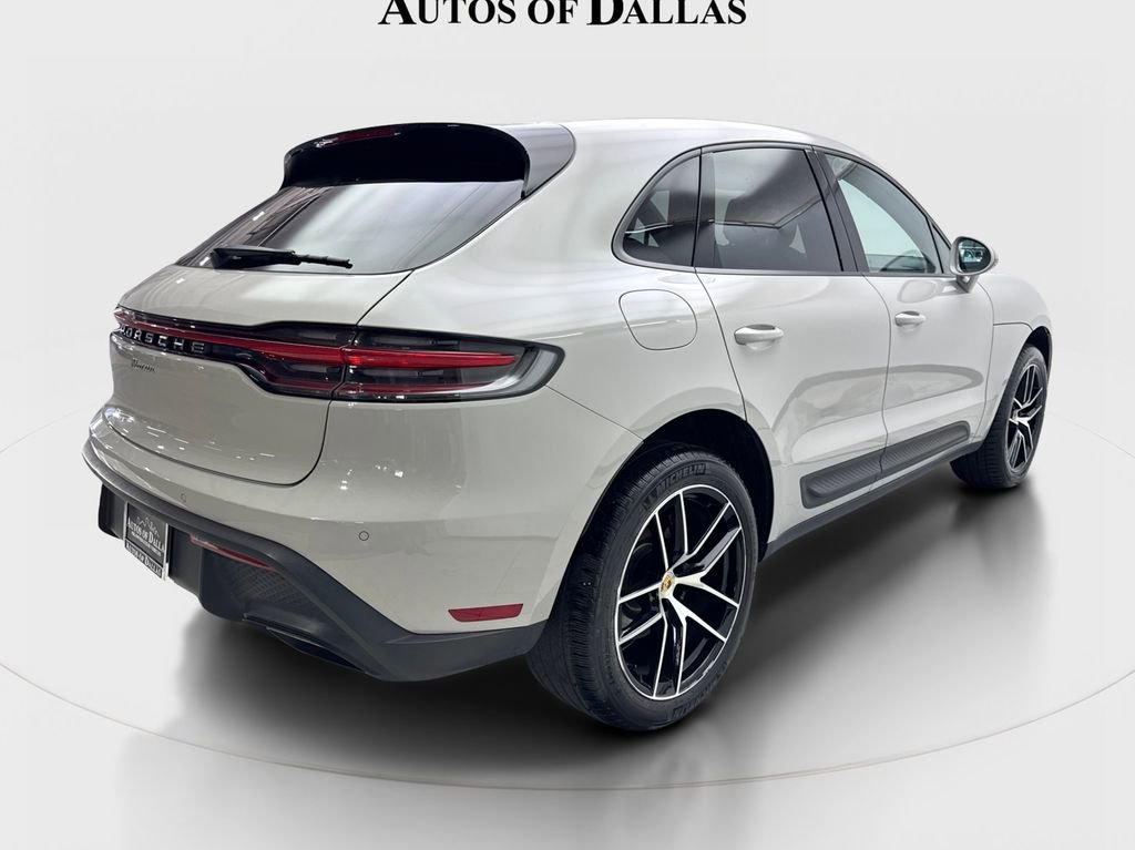 Used 2023 Porsche Macan image 6