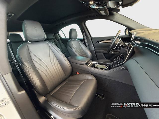 Used 2023 Maserati Grecale Modena AWD/4WD image 12