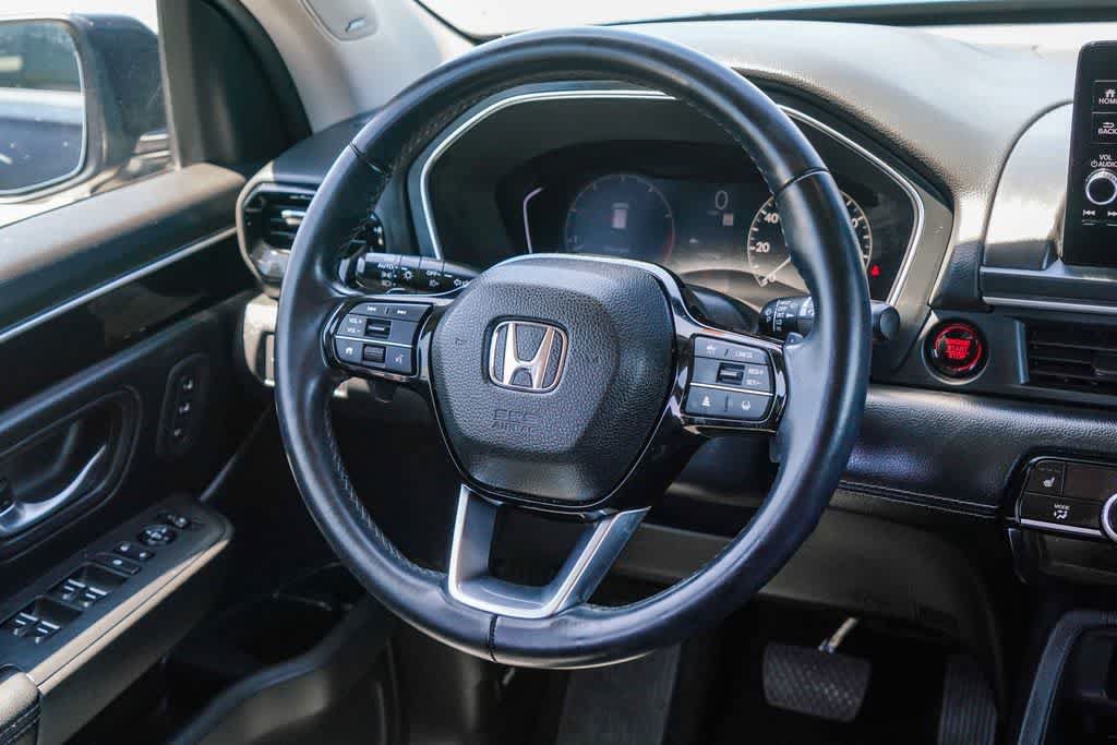 Used 2024 Honda Pilot Touring image 13