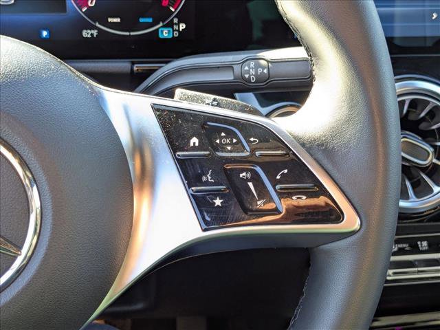 Used 2025 Mercedes-Benz GLA 250 image 14