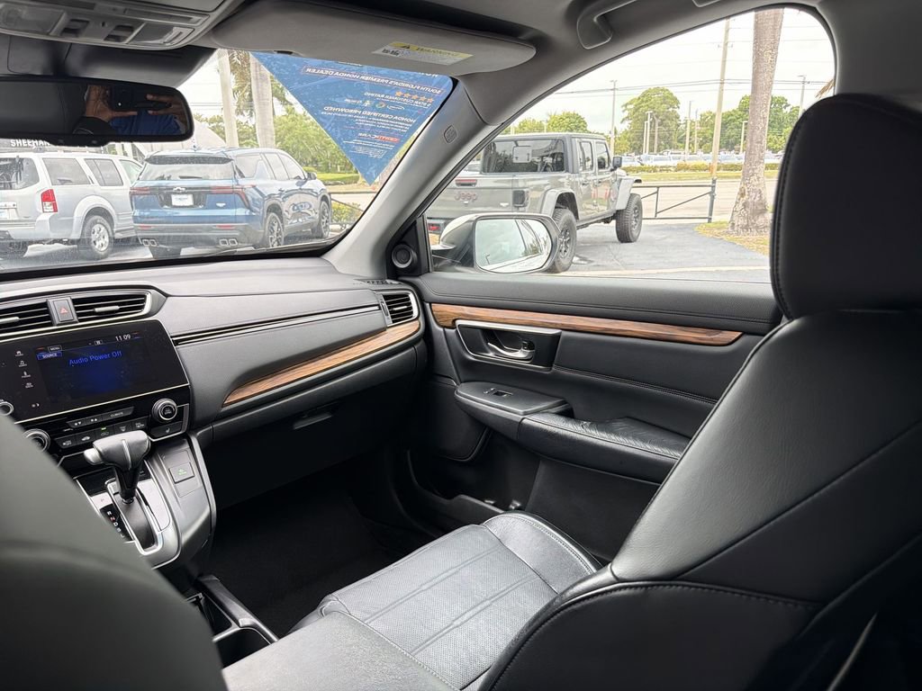 Used 2018 Honda CR-V Touring image 11