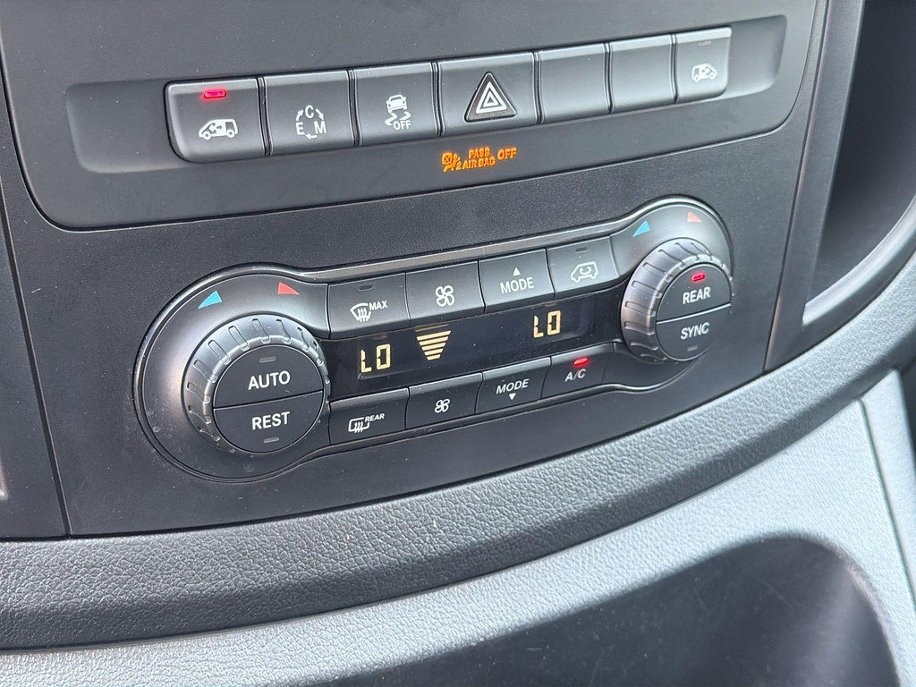 Used 2018 Mercedes-Benz Metris Passenger image 11