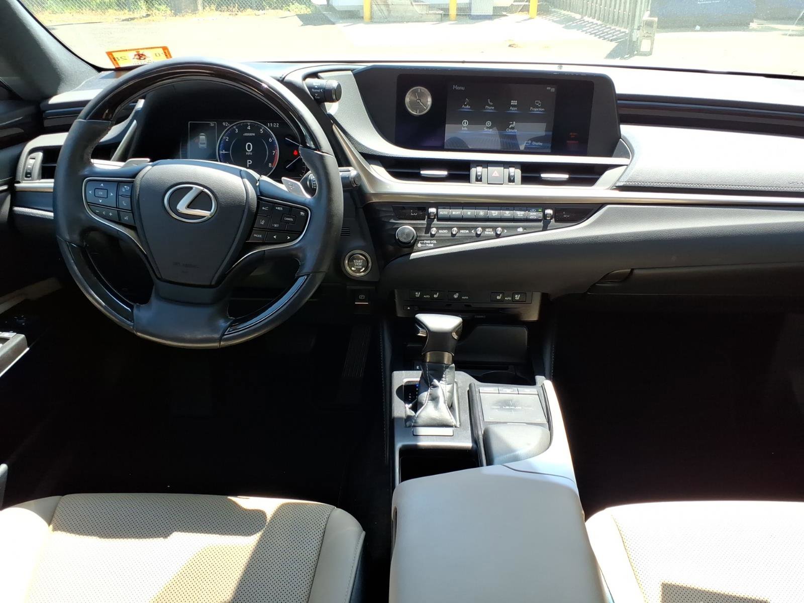 Used 2019 Lexus ES 350 w/ Premium Package FWD image 5
