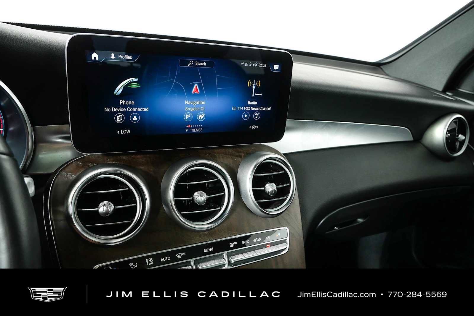 Used 2021 Mercedes-Benz GLC 300 4MATIC w/ Multimedia Package image 12