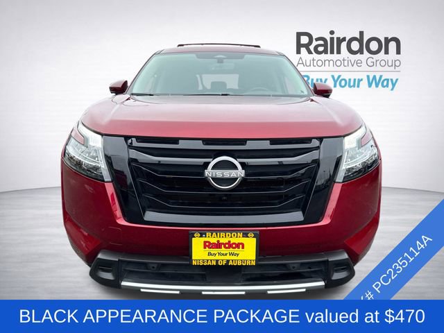 Used 2023 Nissan Pathfinder SL w/ Black Appearance Package image 2