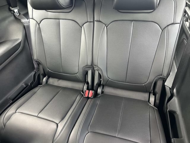 New 2026 Jeep Grand Cherokee L Limited RWD image 25