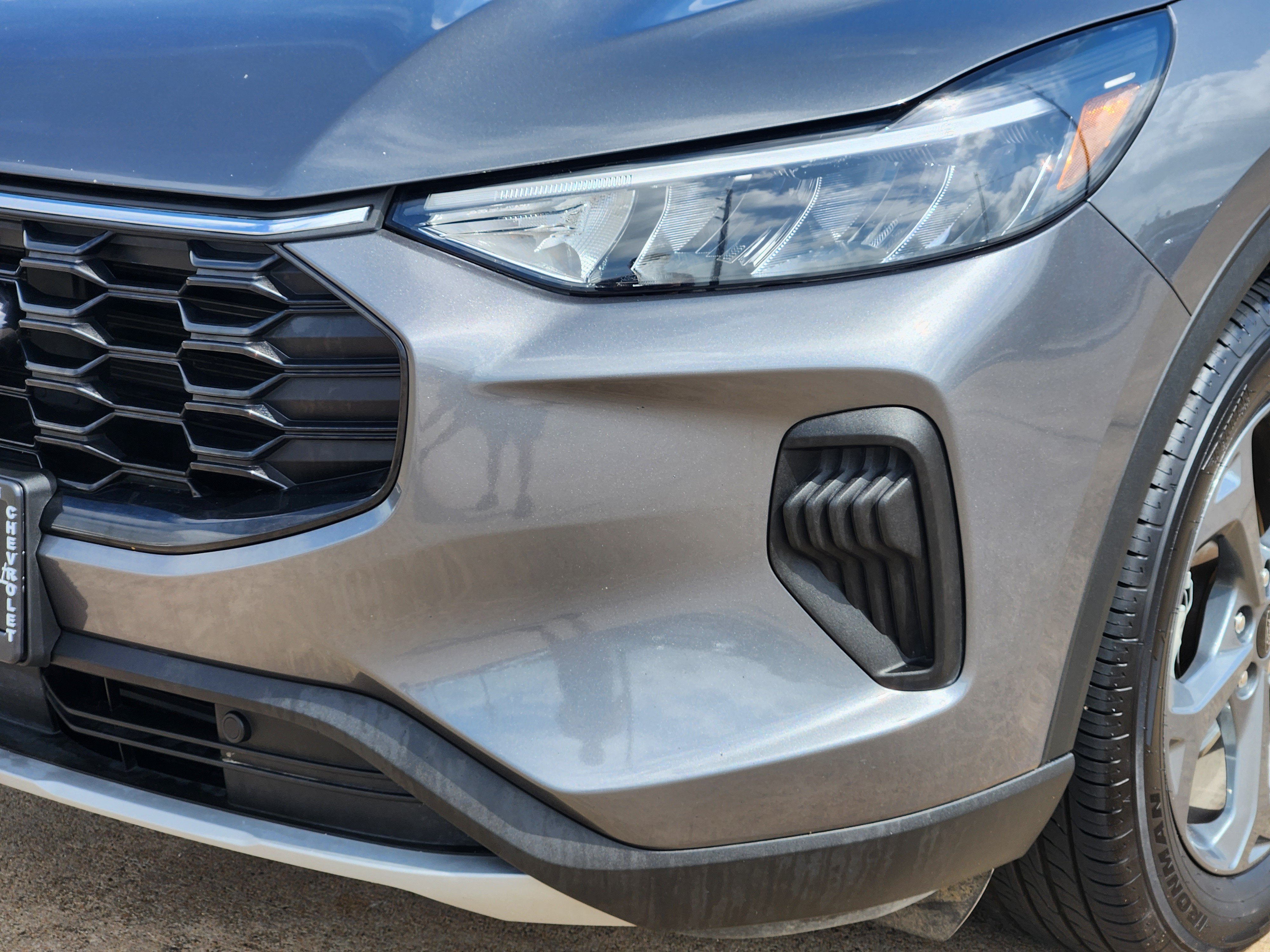 Used 2025 Ford Escape ST-Line FWD image 10