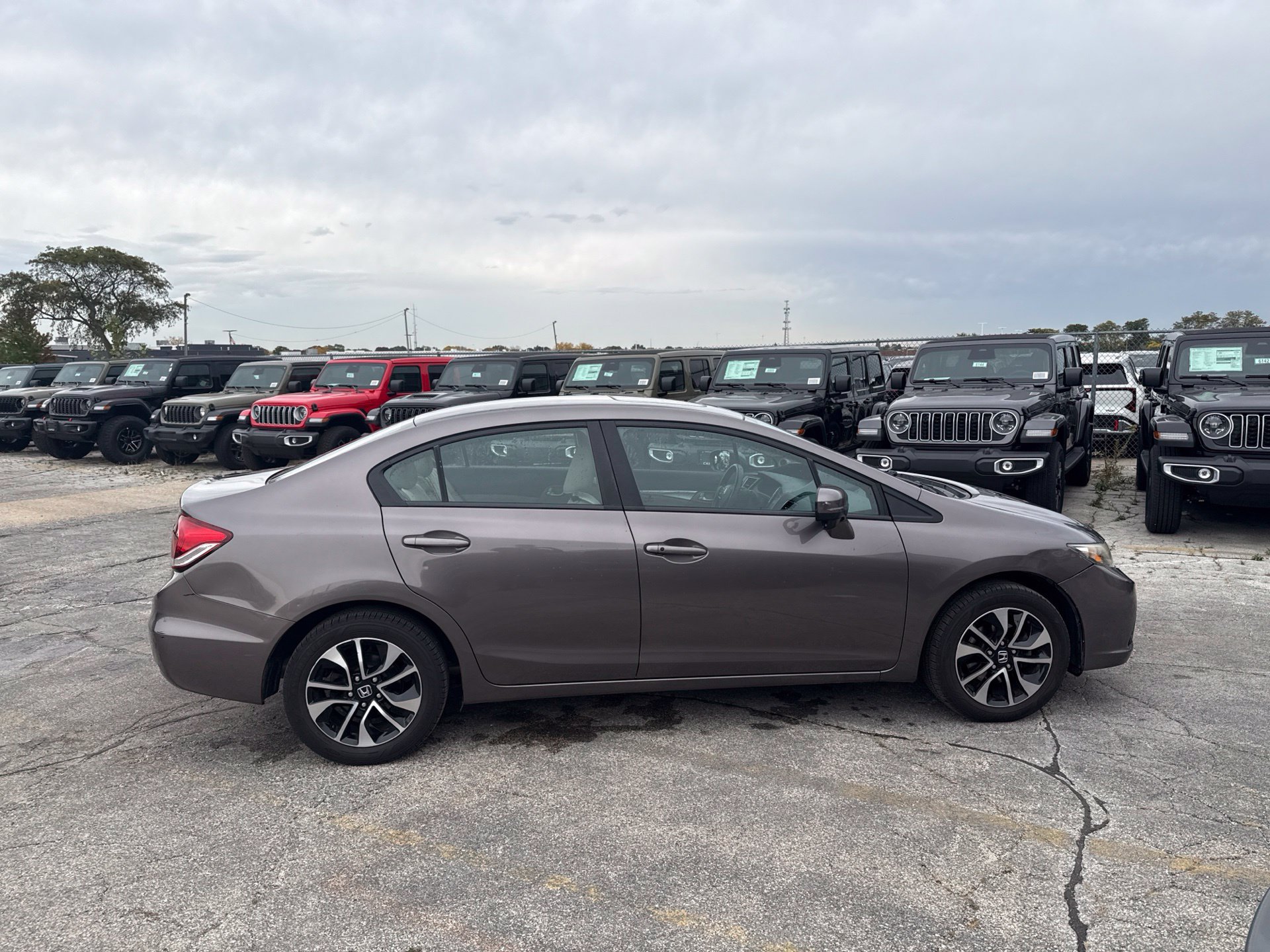 Used 2015 Honda Civic EX image 4