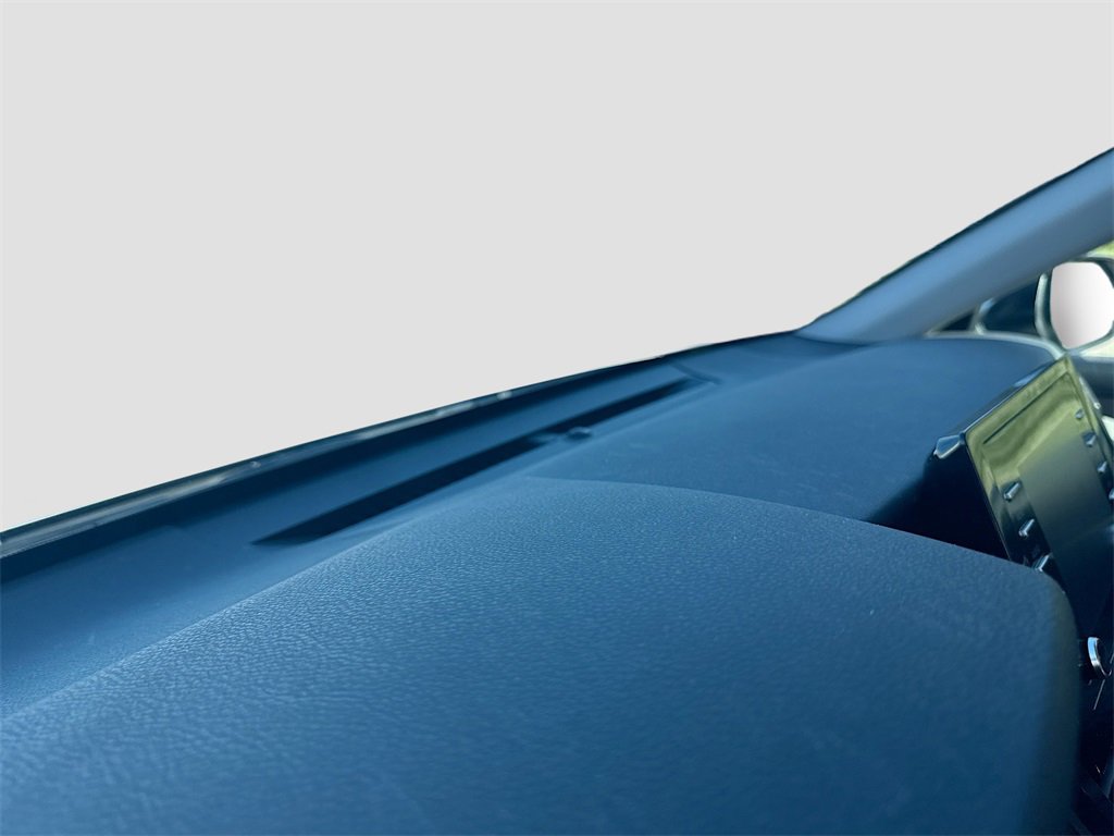 Used 2024 Toyota Camry LE image 9