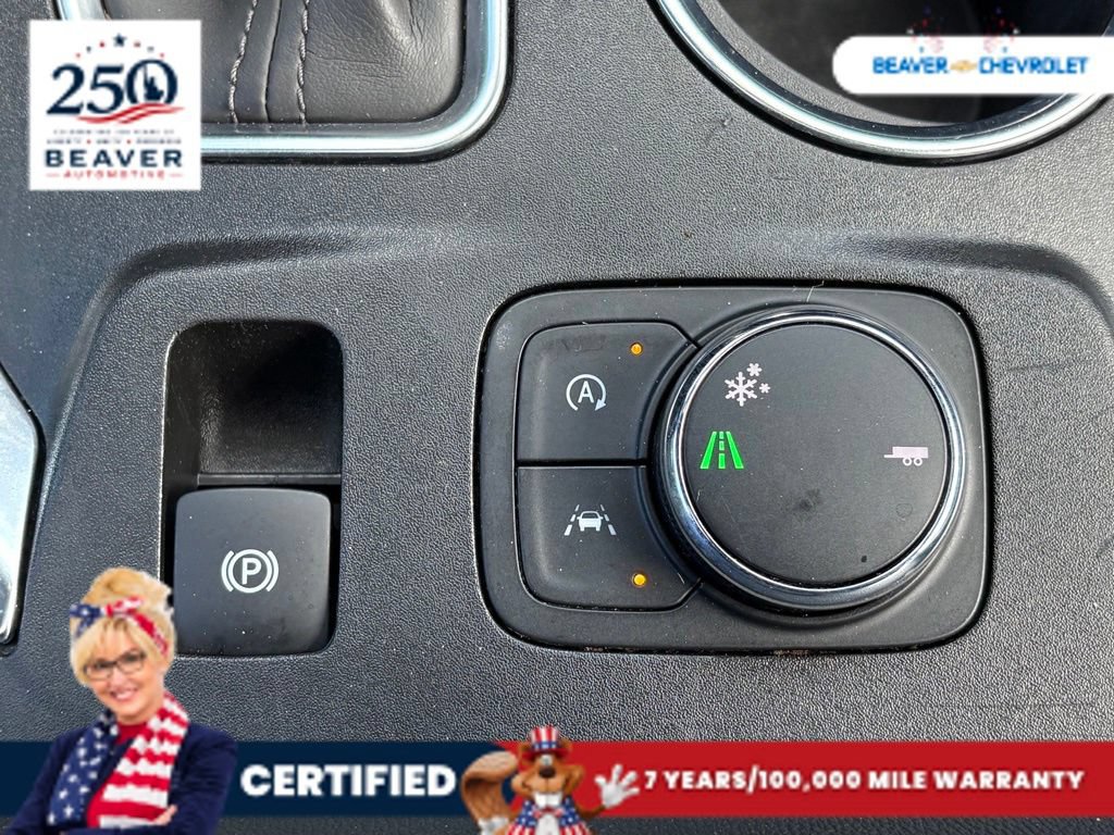 Used 2023 Chevrolet Traverse Premier w/ Redline Edition FWD image 21
