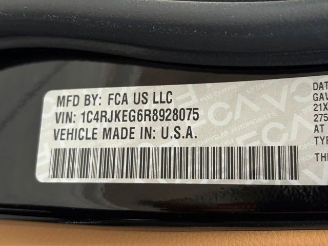 Certified 2024 Jeep Grand Cherokee L Summit AWD/4WD image 40