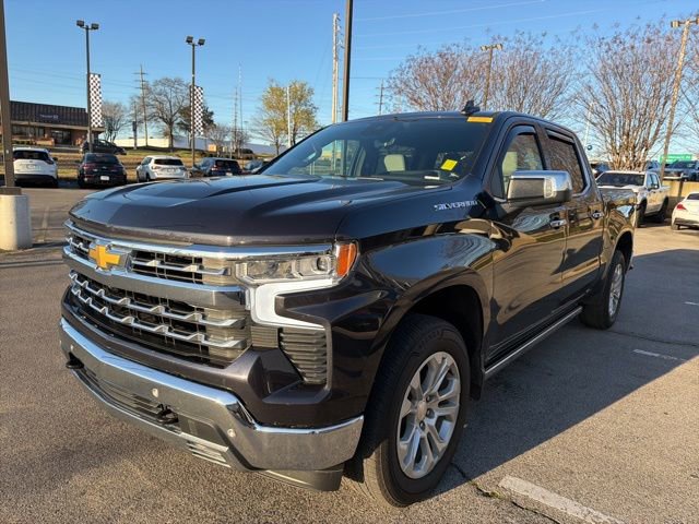 Used 2022 Chevrolet Silverado 1500 LTZ w/ Technology Package image 7