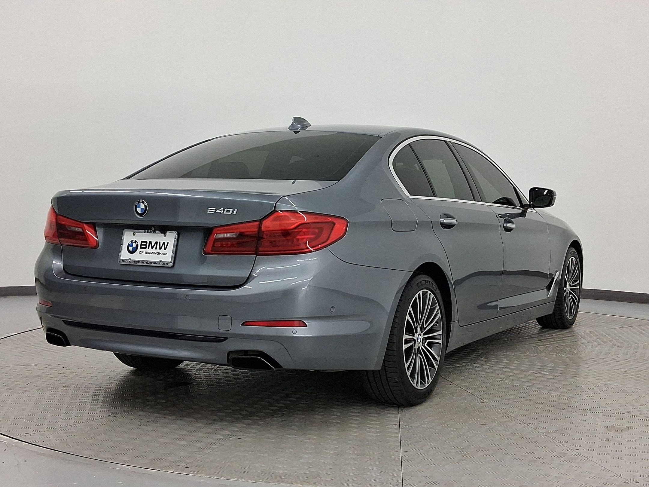 Used 2017 BMW 540i image 9
