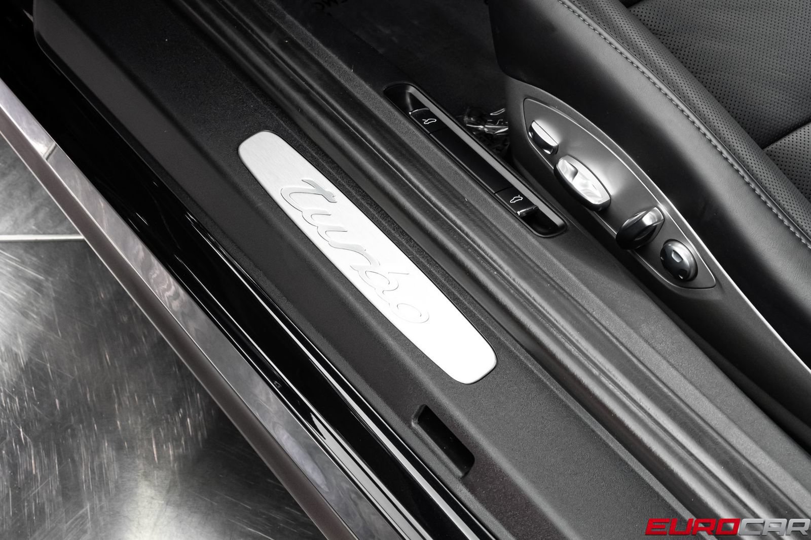 Used 2017 Porsche 911 Turbo AWD/4WD image 46