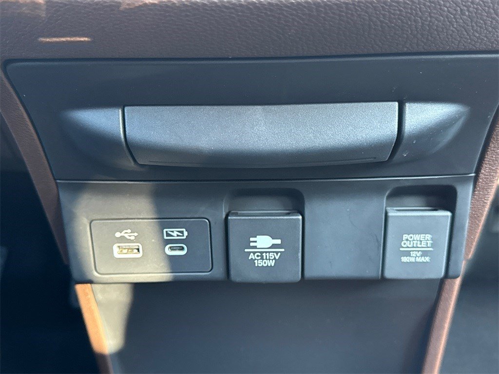 Certified 2025 Honda Odyssey Elite image 33