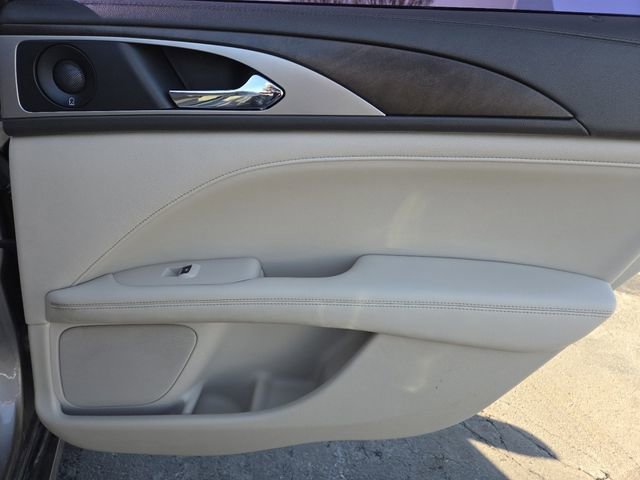 Used 2019 Lincoln MKZ Reserve w/ Reserve Plus Package image 28