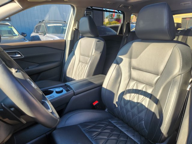 Certified 2023 Nissan Rogue Platinum w/ Platinum Premium Package AWD/4WD image 7