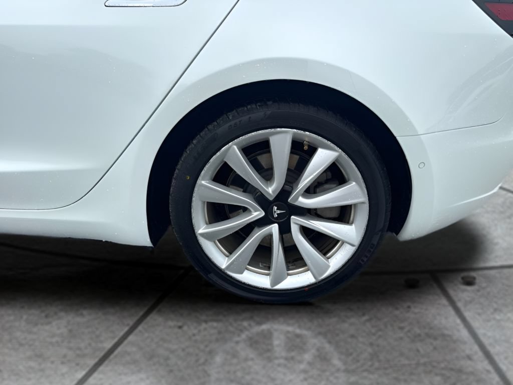 Used 2018 Tesla Model 3 Mid Range RWD image 22