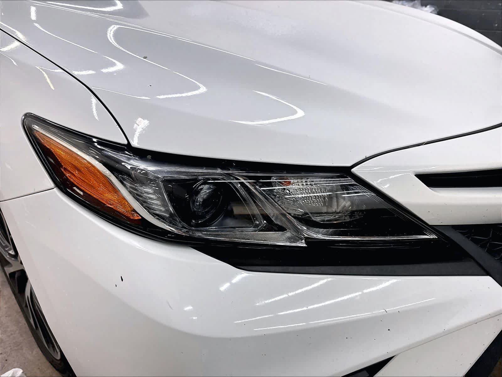 Used 2020 Toyota Camry SE FWD image 30