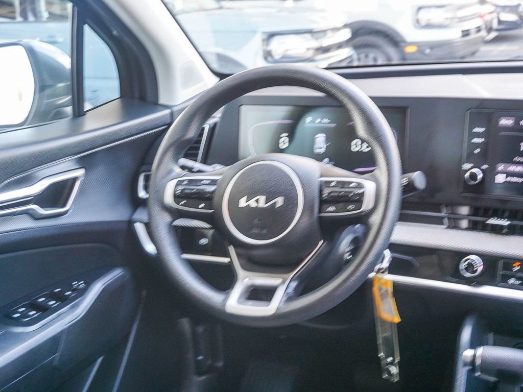 Certified 2023 Kia Sportage LX FWD image 17