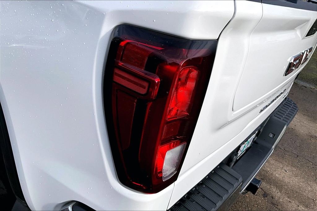 Used 2022 GMC Sierra 1500 SLE image 29