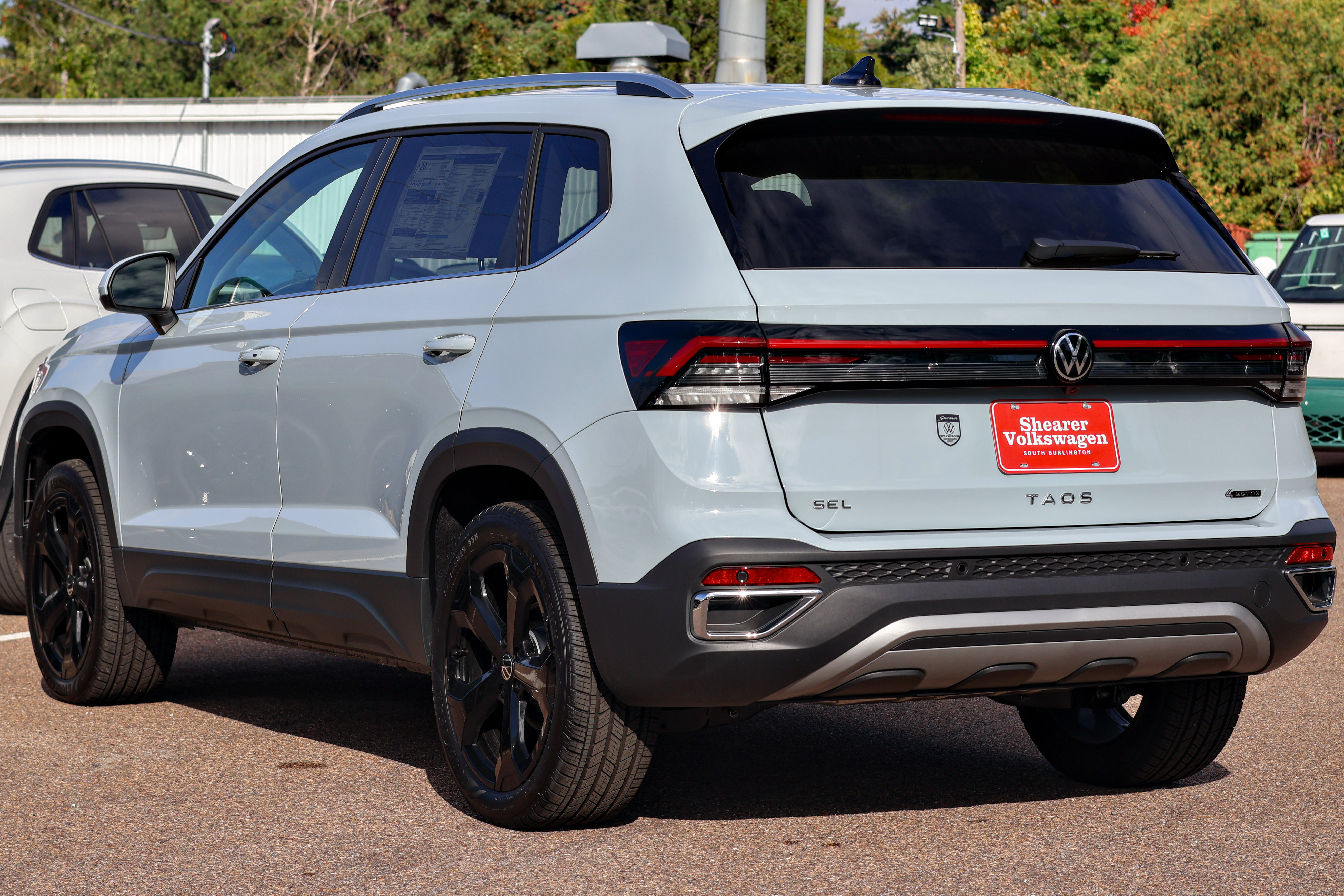 New 2026 Volkswagen Taos SEL AWD/4WD image 4