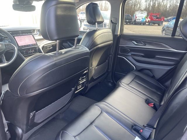 Used 2022 Jeep Grand Cherokee Limited 4xe image 13