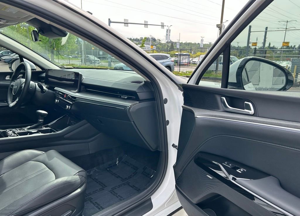 Used 2025 Kia K5 EX FWD image 15