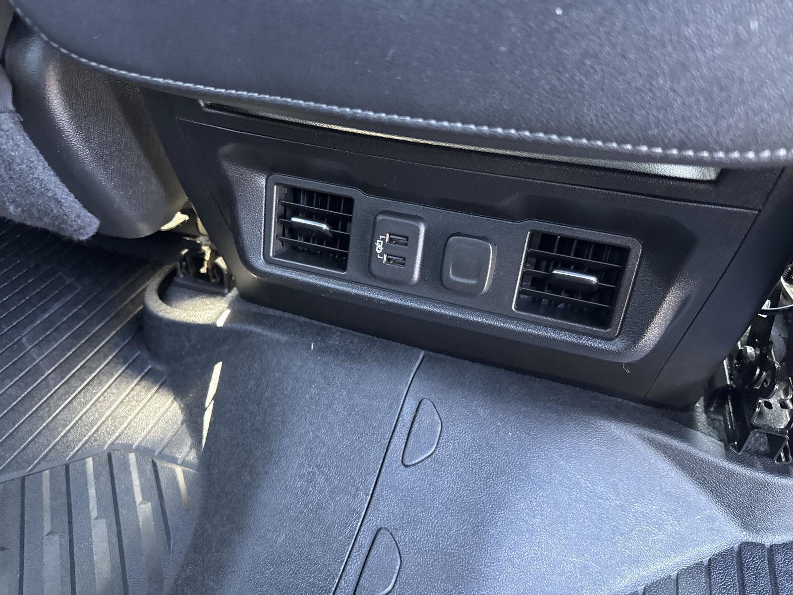 Certified 2021 Chevrolet Silverado 1500 LT AWD/4WD image 7