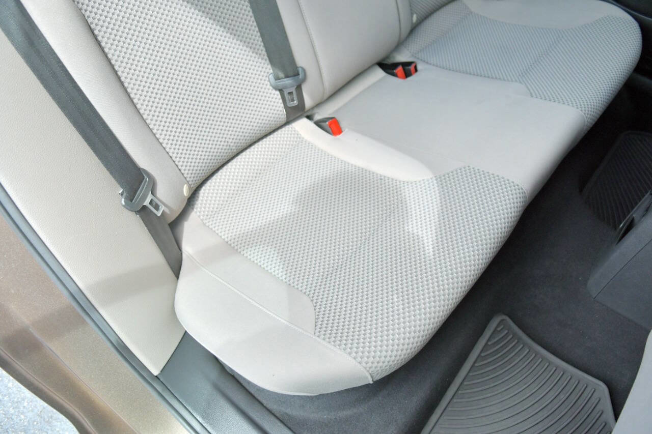 Used 2014 Volkswagen Jetta S image 31