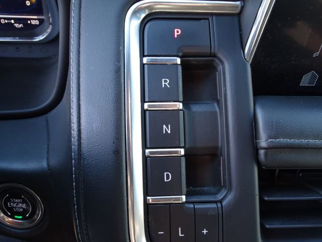 Used 2022 Chevrolet Tahoe Z71 w/ Z71 Off-Road Package image 16