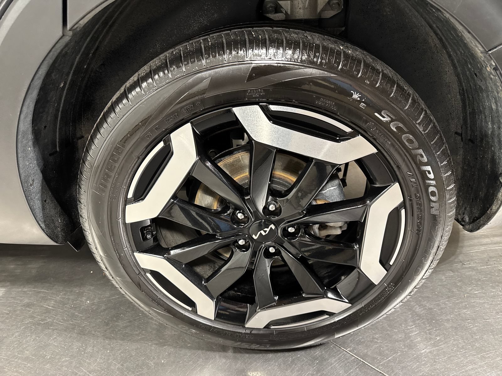 Used 2025 Kia Telluride S AWD/4WD image 12