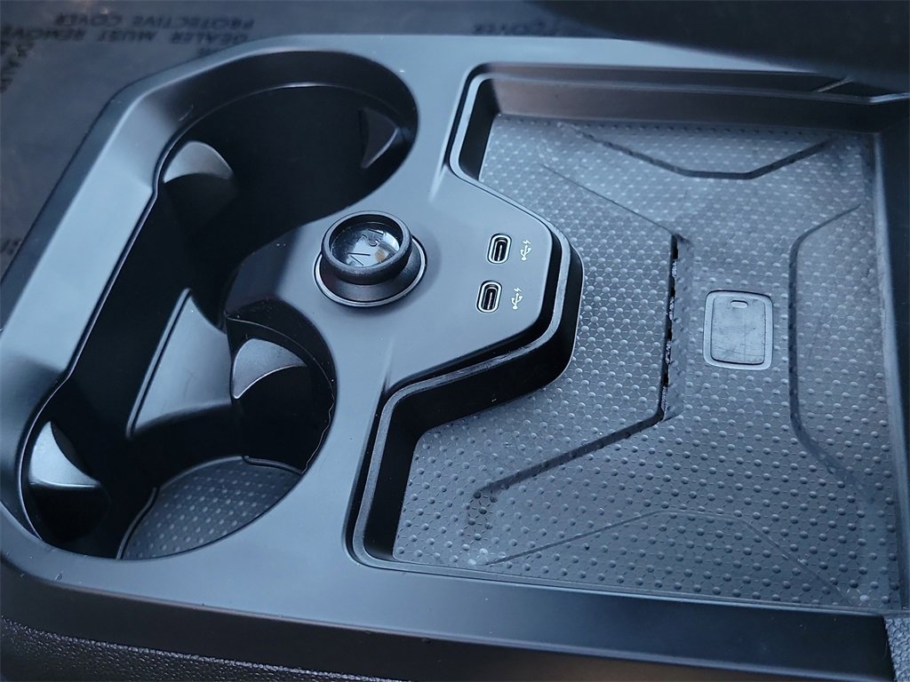 Used 2023 BMW iX xDrive50 image 14