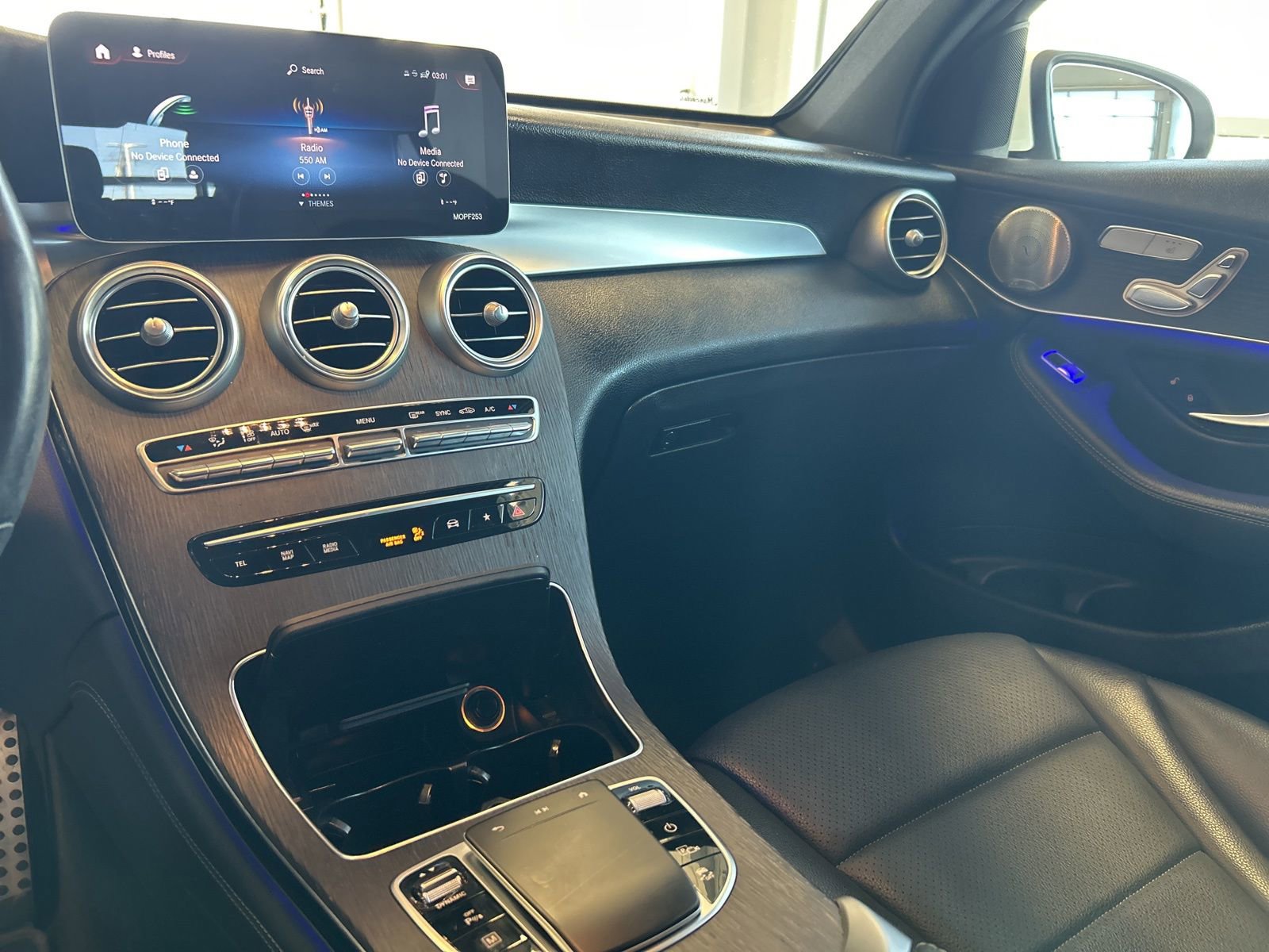 Used 2021 Mercedes-Benz GLC 300 4MATIC Coupe image 21