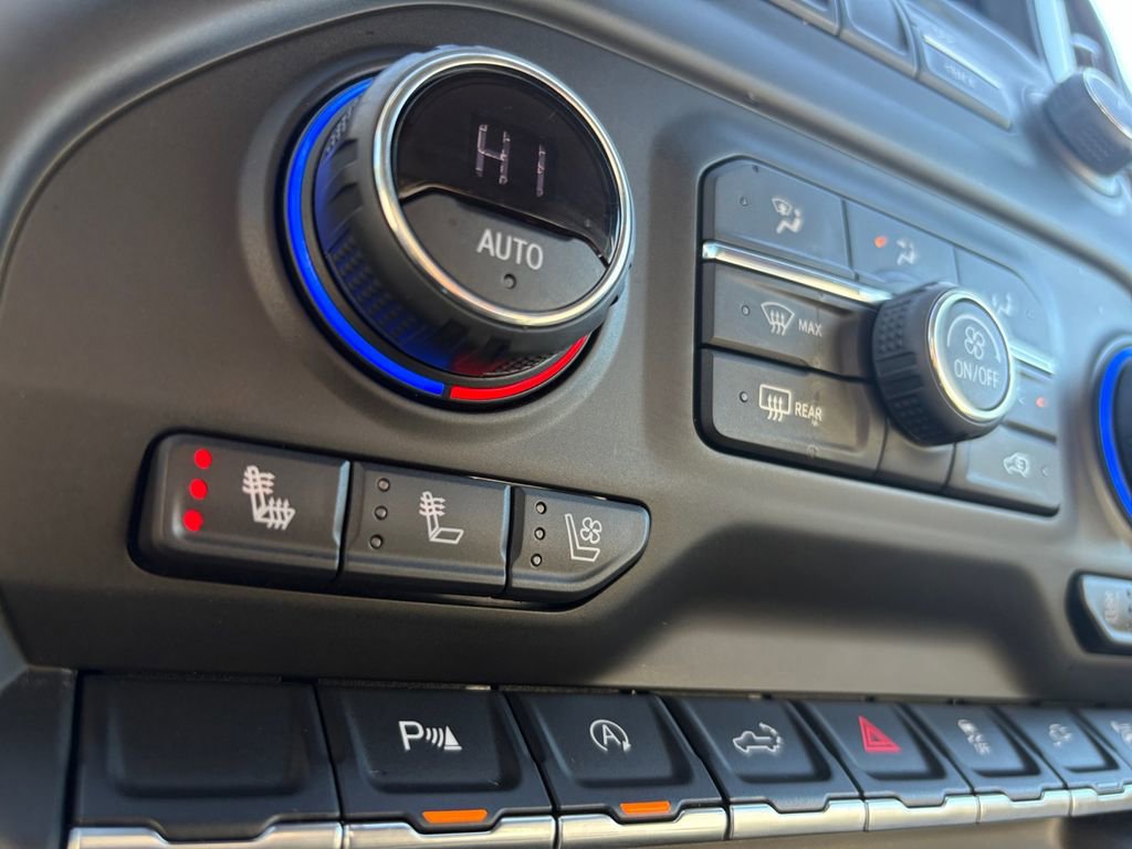 Used 2022 Chevrolet Silverado 1500 LTZ w/ LTZ Convenience Package II image 4