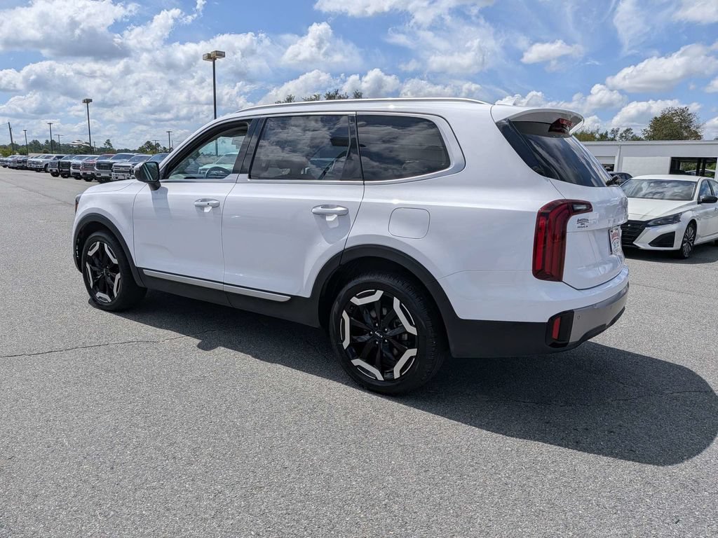 Used 2025 Kia Telluride S AWD/4WD image 3