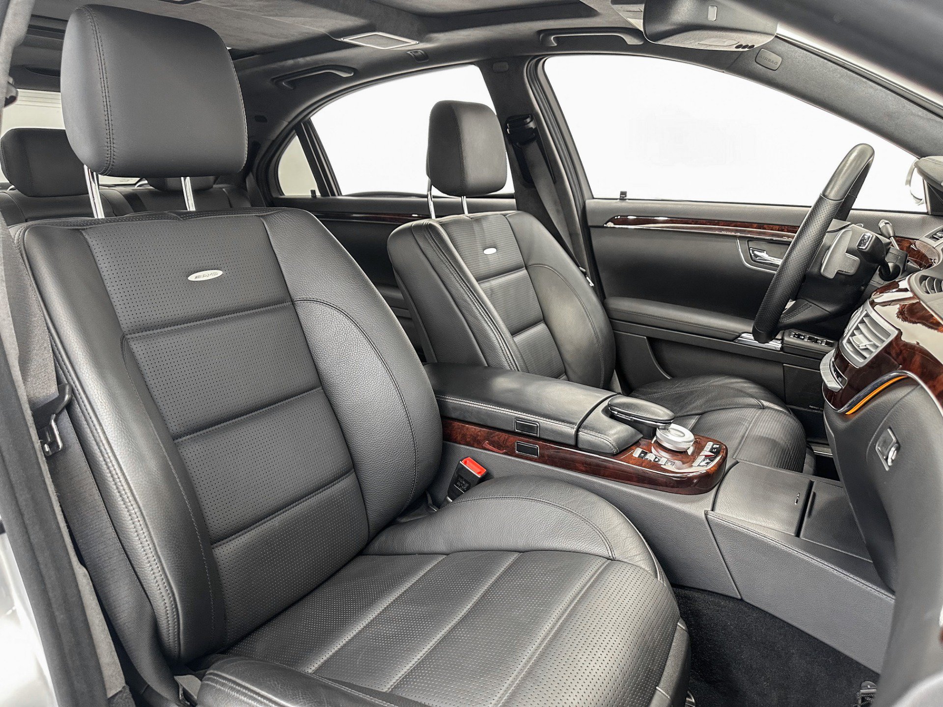 Used 2009 Mercedes-Benz S 63 AMG image 21