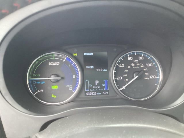 Used 2021 Mitsubishi Outlander LE AWD/4WD image 29