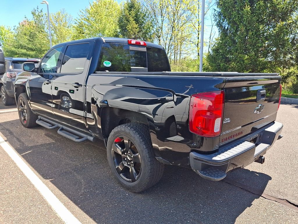 Used 2018 Chevrolet Silverado 1500 LTZ Z71 w/ Redline Edition AWD/4WD image 7