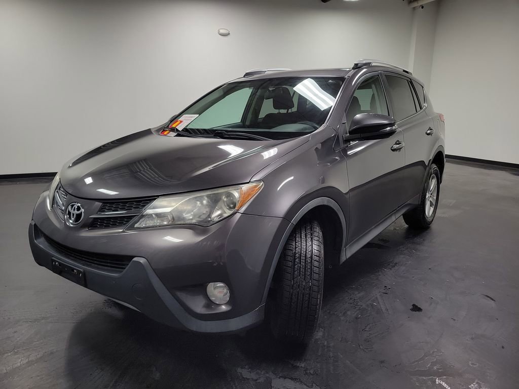Used 2014 Toyota RAV4 XLE image 4