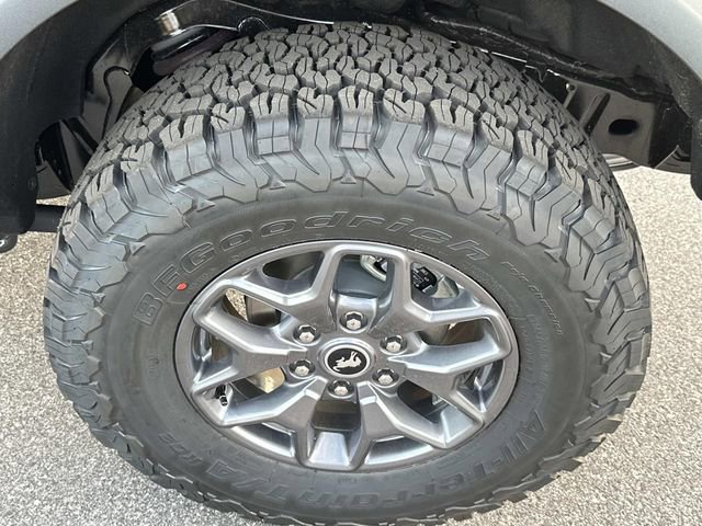 New 2025 Ford Bronco Badlands image 16